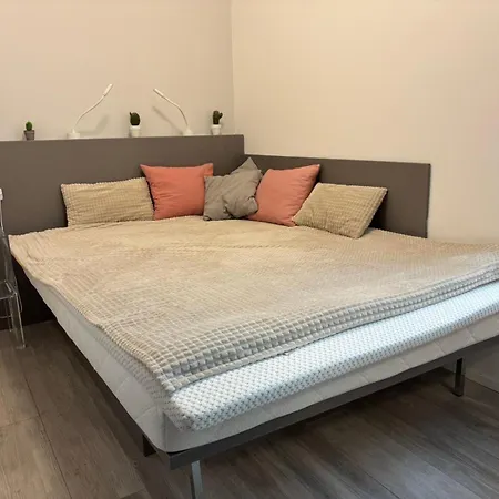 One Bedroom 316 公寓 巴拉通雷勒